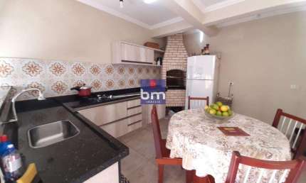 Casa à venda em Santa Bárbara D'Oeste, Vila Mollon IV, com 2 quartos, com 128 m²