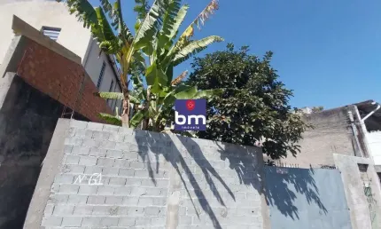Casa à venda em São Paulo, Jardim Guarujá, com 3 quartos, com 300 m²