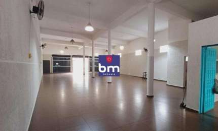 Salão para alugar em São Paulo, Pirajussara, com 260 m²