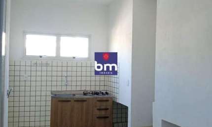 Sobrado para alugar em São Paulo, Jardim Santo Antônio, com 2 quartos, com 50 m²