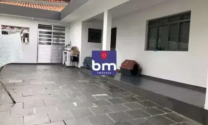 Casa para alugar em São Paulo, Chácara Santa Maria, com 3 quartos, com 150 m²