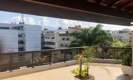 Cobertura linear a venda no Recreio dos Bandeirantes com 3 quartos