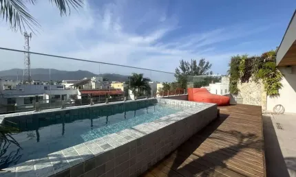 Cobertura Duplex de Luxo no Recreio dos Bandeirantes - Um Verdadeiro Refúgio de Sofisticação com 4 suítes