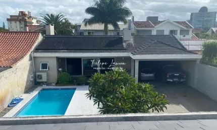 Casa com 3 quartos à venda no Três Vendas, Pelotas 