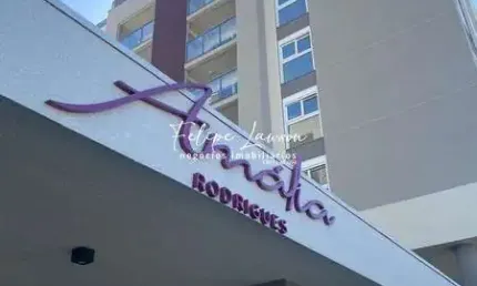Amália rodrigues- apartamento novo com 2 dormitórios e sol leste
