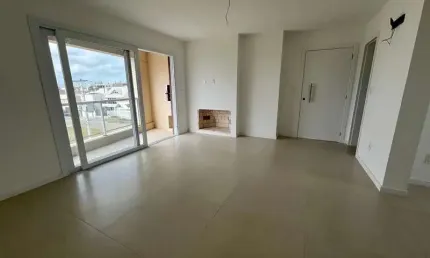 Apartamento novo 2 quartos com sacada na zona norte