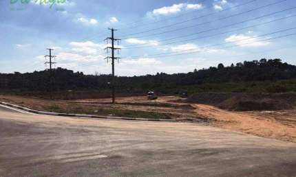 Lotes comerciais e empresariais a partir de 500 m² com localização estratégica em Cotia.