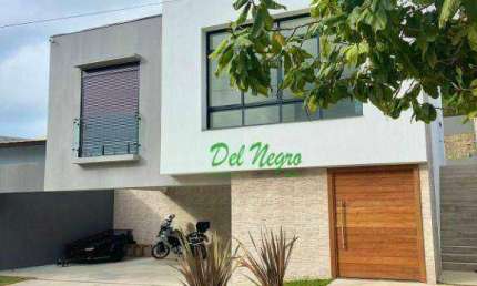 Casa com 3 suítes à venda, 230 m² - Lago do Sol, Cotia.