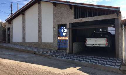 Casa com 3 quartos à venda no Jardim das Oliveiras, Três Pontas  por R$ 749.000