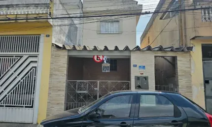Casa com 2 quartos para alugar na Cidade Brasil, Guarulhos 