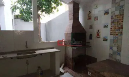 Casa com 3 dormitórios, 210 m² - venda por R$ 550.000,00 ou aluguel por R$ 2.500,00/mês - Jardim Europa - Jaguariúna/SP