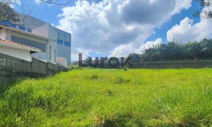 Terreno de 548,51m² à Venda  Condomínio Ouro Verde - Valinhos / SP