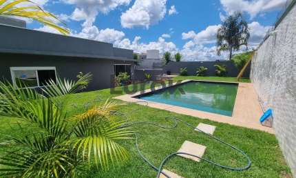 Casa Térrea 3 suítes à Venda  no Condomínio Reserva dos Vinhedos em Louveira / SP.