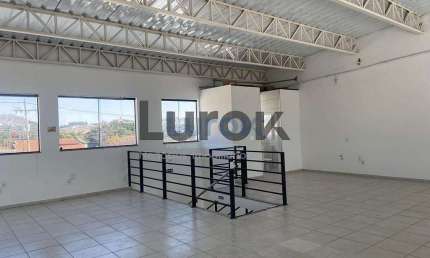 galpão para Locação 4 Vagas, 305M², Parque Nova Suíça, Valinhos - SP