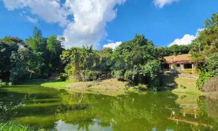 chácara à venda 3 Quartos, 2 Suites, 5 Vagas, 1476M², Vale Verde, Valinhos - SP
