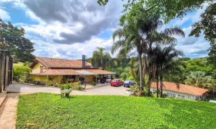 chácara à venda 3 Quartos, 1 Suite, 10 Vagas, 5000M², Morro das Pedras, Valinhos - SP | Residencial