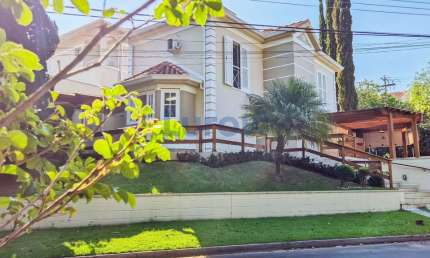 Casa 3 suítes para Locação - Condomínio Vivenda das Quaresmeiras - Valinhos / SP