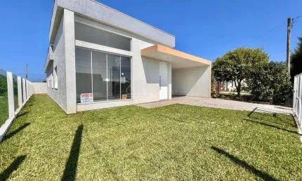 Casa em condomínio fechado com 3 quartos à venda na Rua Jasmins, 462, Noiva Do Mar, Xangri-Lá por R$ 780.000