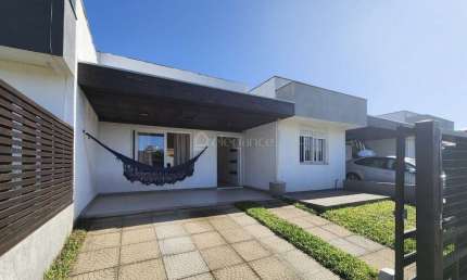 Casa com 2 quartos à venda na Rua Estrela, 352, Remanso, Xangri-Lá por R$ 600.000