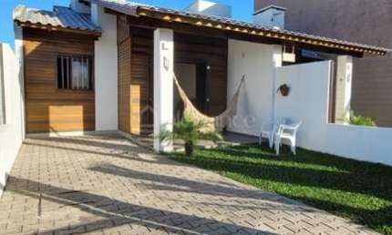 Casa com 2 quartos à venda na Das Íris, 860, Noiva Do Mar, Xangri-Lá por R$ 795.000