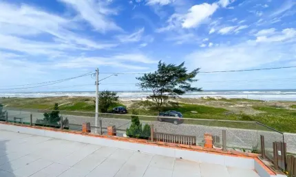 Casa com 4 quartos à venda na Beira Mar, 1235, Rainha do Mar, Xangri-Lá por R$ 765.000