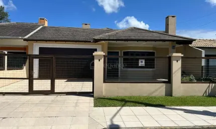 Casa com 3 quartos à venda na Rua Das Azaléias, 703, Noiva Do Mar, Xangri-Lá por R$ 890.000