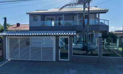 Casa com 5 quartos à venda na Rua Cassiterita, 327, Rainha do Mar, Xangri-Lá por R$ 1.200.000