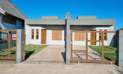 Casa com 2 quartos à venda na Amazonita, 178, Rainha do Mar, Xangri-Lá por R$ 320.000