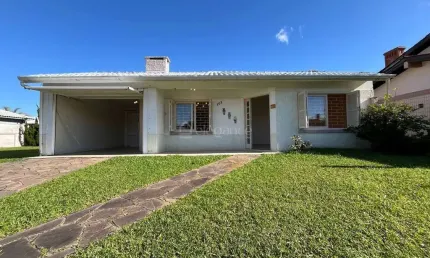 Casa em condomínio fechado com 3 quartos à venda na Rua Estrela, 103, Remanso, Xangri-Lá por R$ 990.000