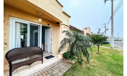 Casa em condomínio fechado com 2 quartos à venda na Central, 1001, Noiva Do Mar, Xangri-Lá por R$ 600.000