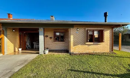 Casa com 3 quartos à venda na Noiva Do Mar, 547, Rainha do Mar, Xangri-Lá por R$ 500.000