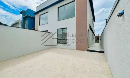 Casa com 3 quartos à venda na Rua Aloisio Oliveira da Costa, 173, Vila Petrópolis, Atibaia