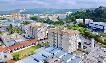 Apartamento com 2 quartos para alugar na Avenida Brigadeiro José Vicente Faria Lima, 455, Centro, Atibaia