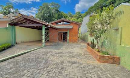 Casa à venda em Mairiporã/SP - Dentro de Associação de Moradores!
