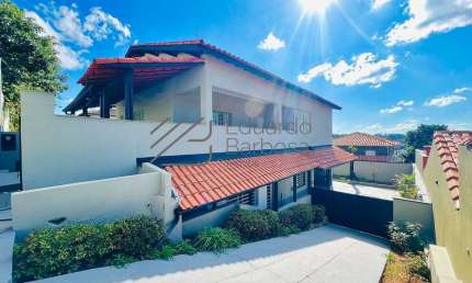 Casa para Locação na melhor localização da Cidade de Mairiporã