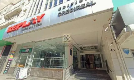 Conjunto Comercial - R Candido de Leao, 45 - Centro - Curitiba - PR