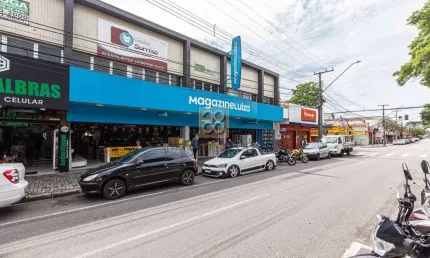 Conjunto comercial - av marechal floriano peixoto, 5899 - hauer - curitiba - pr