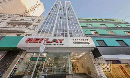 Sala/Cjto. Comercial - R Candido de Leao, 45 - Centro - Curitiba PR