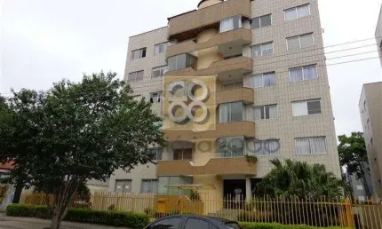 Apartamento com 3 quartos para alugar na Rua Colombo, 254, Ahú, Curitiba