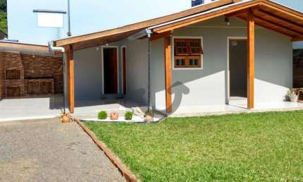 Casa com 2 dormitórios à venda, 95 m² por R$ 292.000,00 - Ohland - Santa Cruz do Sul/RS