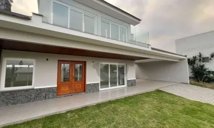 Casa com 3 dormitórios à venda, 236 m² por R$ 1.479.000,00 - Country - Santa Cruz do Sul/RS