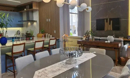 Casa em Condomínio à Venda em Jundiaí-SP, Bairro Jardim Celeste: 3 Quartos, 1 Suíte, 2 Salas, 3 Banheiros, 4 Vagas, 260m².