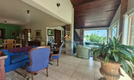 Chácara de luxo em condomínio - 4 quartos, 2 suítes, 3 salas, 4 banheiros, 5 vagas na Chácara Morada Mediterrânea Jundiaí-SP