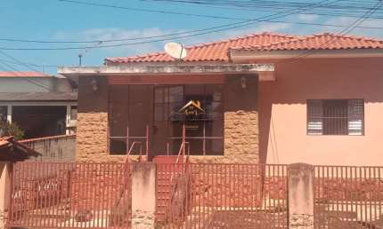 Espetacular Casa à Venda em Jundiaí-SP, Bairro Vila Progresso: 4 Quartos, 2 Salas, 2 Banheiros - 285m² de Pura Elegância!