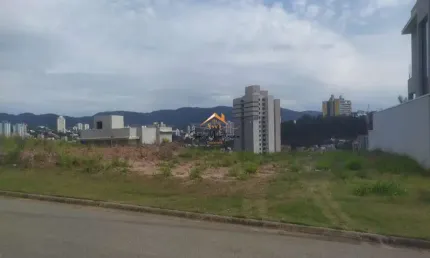 Terreno à venda na avenida alberto rodrigues de oliveira, s/n, jardim florestal, jundiaí por r$ 895.000