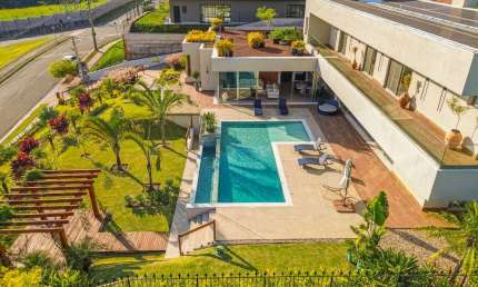 Casa no condomínio Condomínio Campo De Toscana para venda com 4 quartos, sendo 4 suítes, 646.59m²
