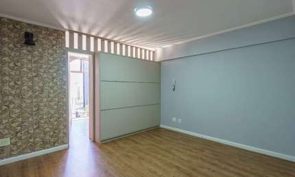 Funcional kitnet para venda com 1 quarto, sendo 1 suíte, 45m²