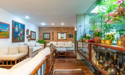 Elegante casa tipo para venda em Jardim Leonor com 4 quartos, sendo 4 suítes, 571m²