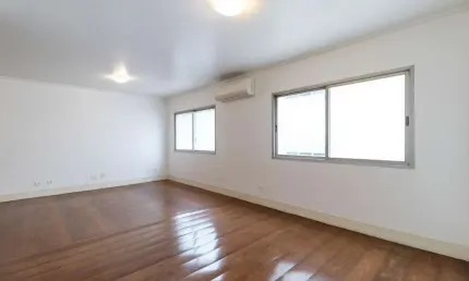 Versátil apartamento tipo para venda em Itaim Bibi com 3 quartos, sendo 1 suíte, 129m²