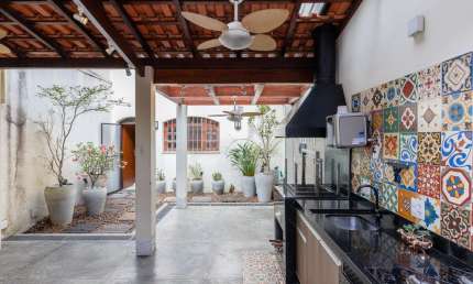 Deslumbrante casa tipo para venda em jardim aeroporto com 2 quartos, sendo 2 suítes, 136m²